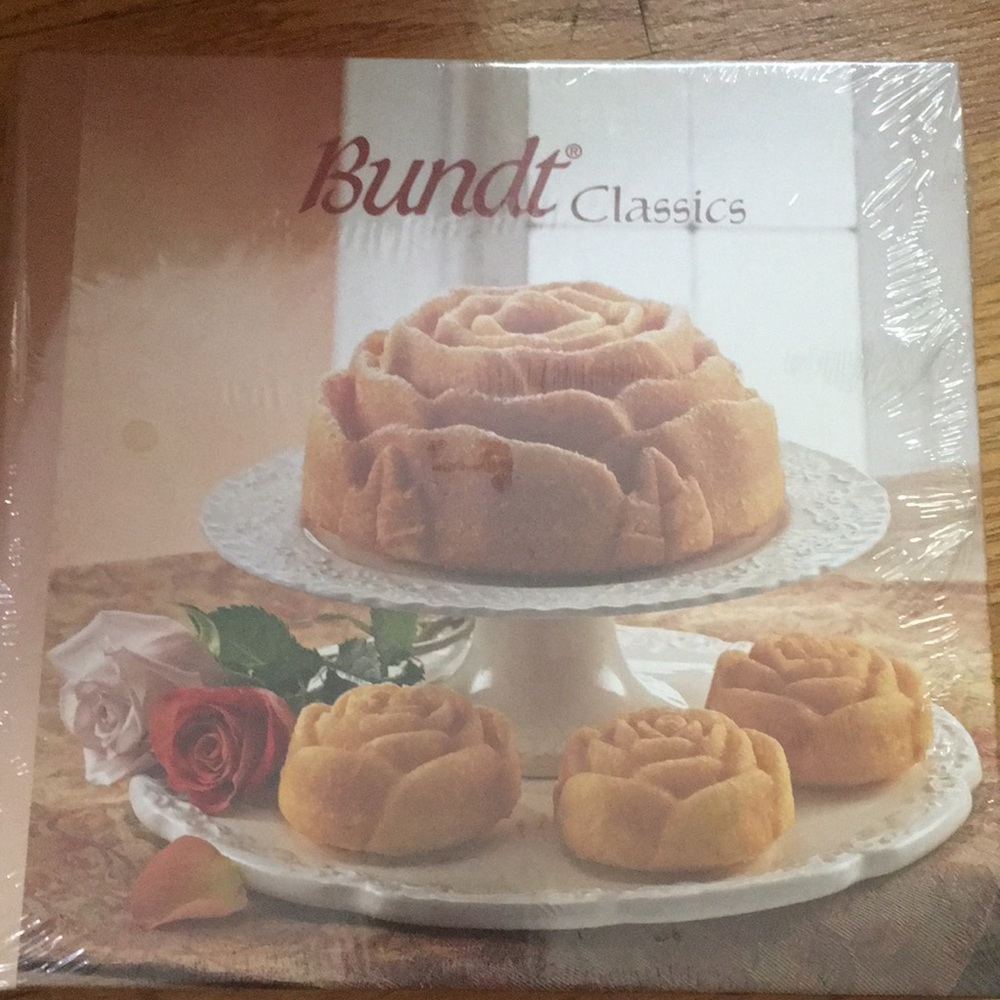 Bundt Cake cook book